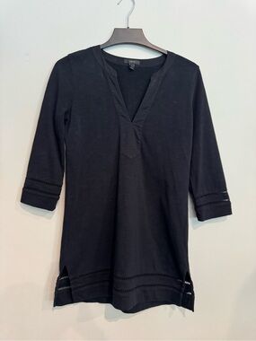 J. Crew Black V-Neck Tunic Top Women’s XS Neutral Minimalist 3/4 Sleeve V-Neck